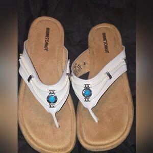 MINNETONKA  Leather Sandals (NWNT)